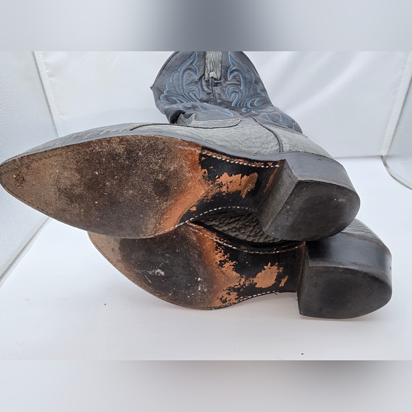 Wrangler Gray Shark Print Leather Boots - Picture 15 of 16